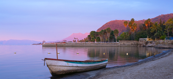 10-Tips-for-Living-in-Lake-Chapala,-Mexico