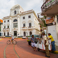 Driving-in-Panama-City