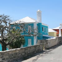 Pros-and-Cons-of-Living-in-Bermuda