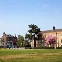 Pros & Cons of Living in London