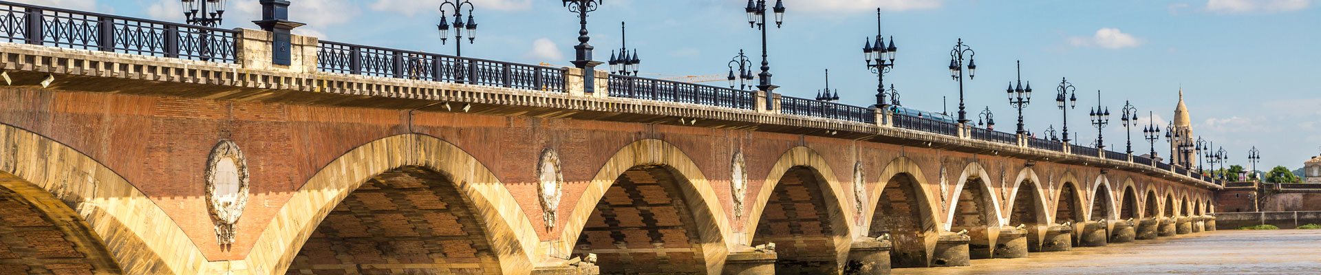 Pont de Pierre - Stone Bridge - Bordeaux