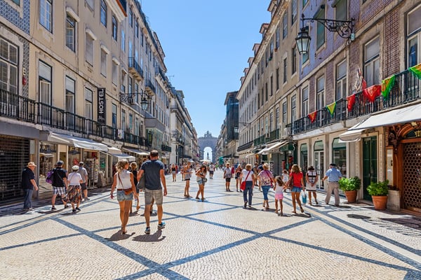 Expats in Portugal - 6 Important Tips about Health Insurance for Expats in Portugal