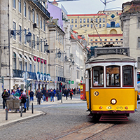 5-Neighborhoods-to-Consider-in-Lisbon,-Portugal