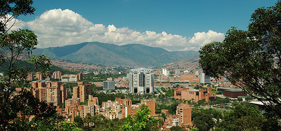 5-Tips-For-Living-in-Medellin,-Colombia
