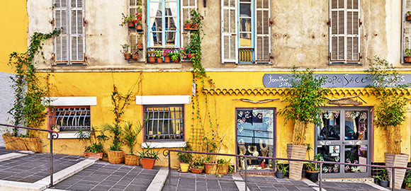 5-Tips-For-Living-in-Nice,-France