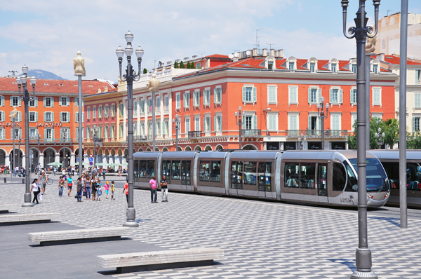 Best Bookstores and Libraries in Nice