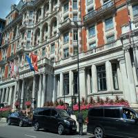 Expat Survey: Nearly 90% of Expats in the U.K. Report Loving It There