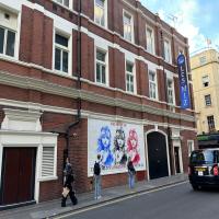 Best Neighborhoods for Retirees in London