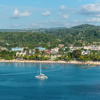 Navigate-Health-Care-in-Ocho-Rios,-Jamaica