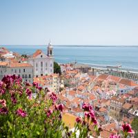 Pros & Cons of Living in Lisbon