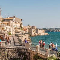 Pros-and-Cons-of-Living-in-Italy