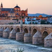 10 Cultural Faux Pas to Avoid While Living in Spain