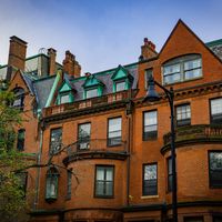 Fun Classes for Expats Living in Boston
