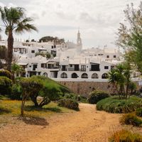 How to Immigrate to Spain: A Guide for First Movers 