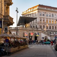 10 Cultural Faux Pas to Avoid While Living in Austria