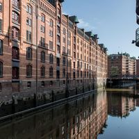 The Essential Guide to Hamburg