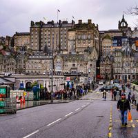 7 Tips for Living in Edinburgh