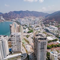 10 Cultural Faux Pas to Avoid While Living in Colombia
