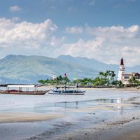 Pros and Cons of Living in the Philippines